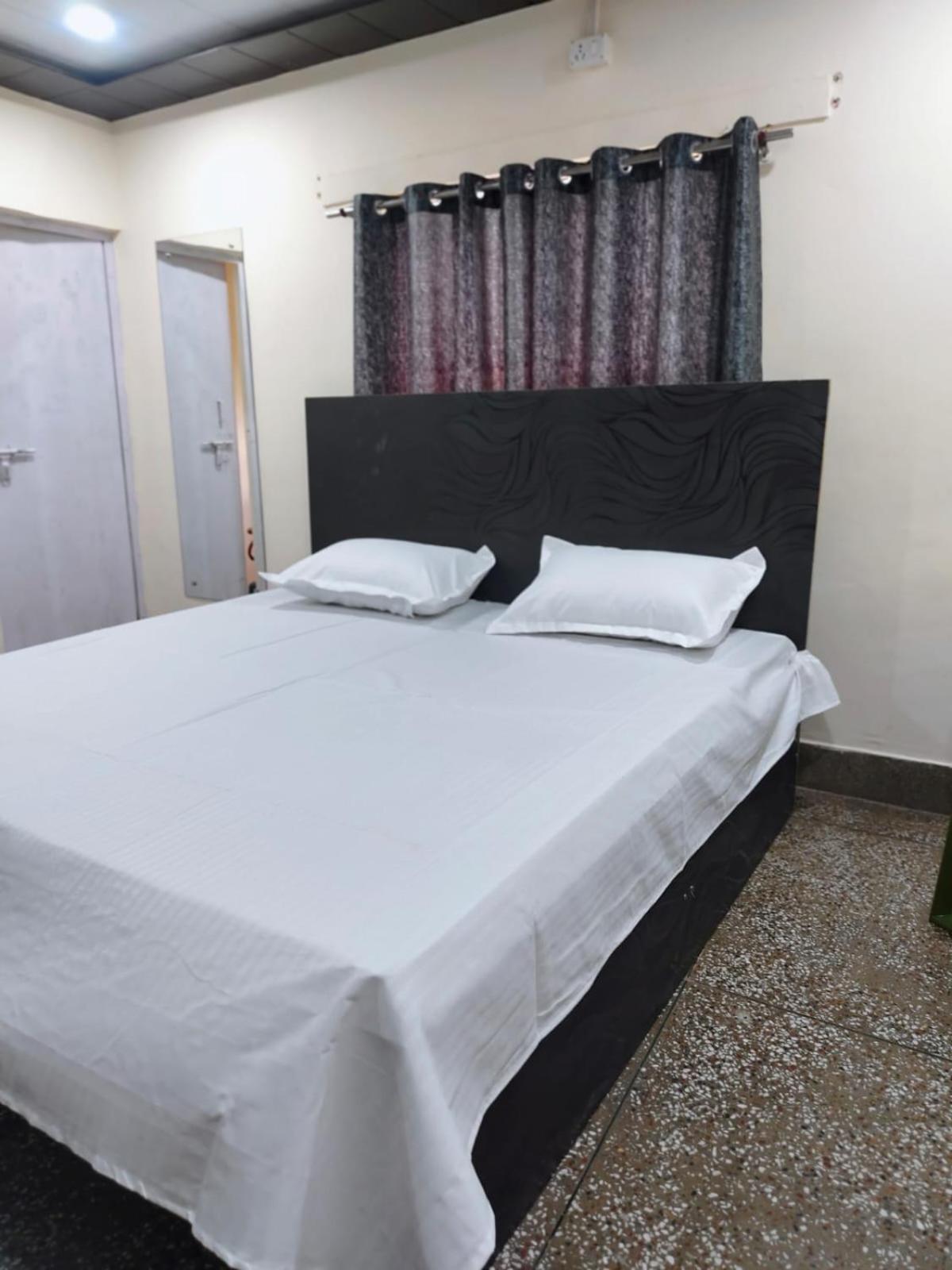 מטורה Hotel Crystal Dreams מראה חיצוני תמונה